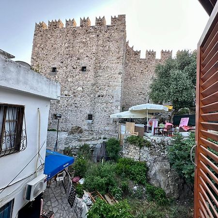 Mustafa Tokalac Castle House 马尔马里斯 外观 照片